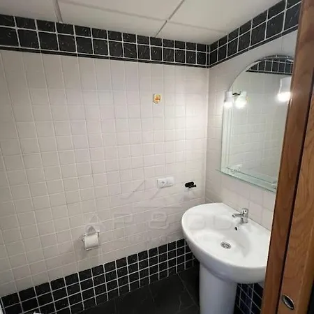 5 Square *