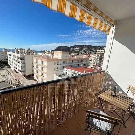 Apartment 5 Square