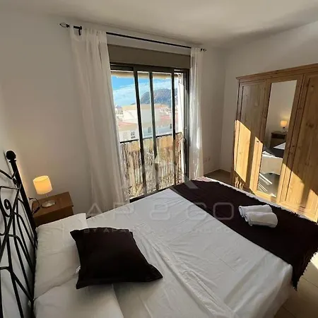 5 Square La Herradura (Granada)